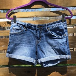 *CLOSET CLEAN OUT* 👖Mossimo rolled shorts